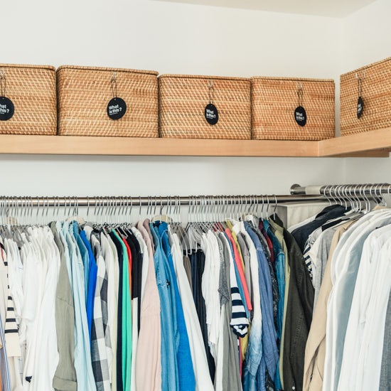 衣替えの時期がチャンス 服を断捨離するコツやリサイクルの方法 北欧 暮らしの道具店 衣替えの時期がチャンス 服を断捨離するコツやリサイクルの方法 北欧 暮らしの道具店