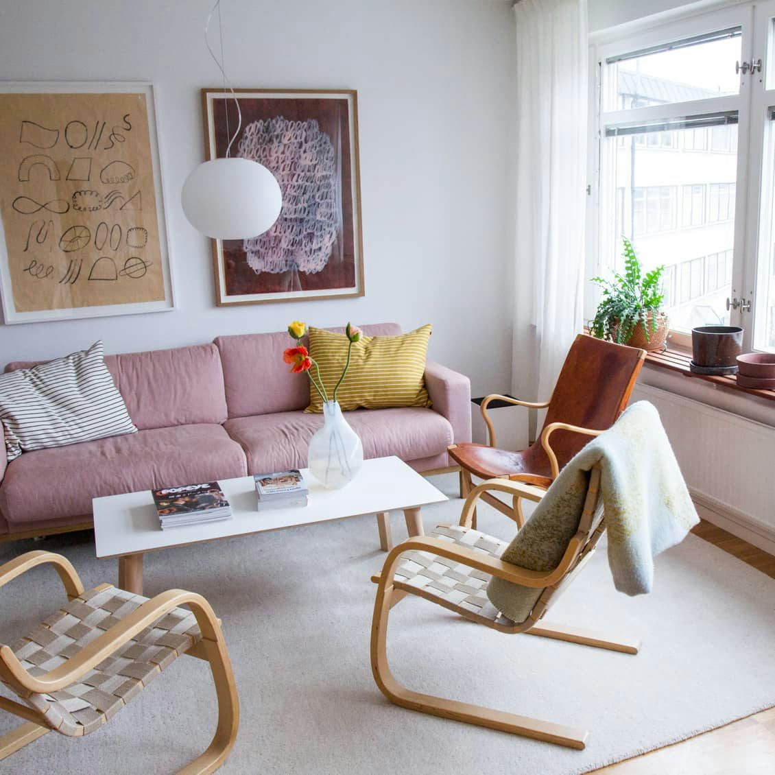 2ldkに家族3人 北欧 スウェーデンの 色づかい で楽しむ部屋づくりって 北欧 暮らしの道具店 2ldkに家族3人 北欧 スウェーデンの 色づかい で楽しむ部屋づくりって 北欧 暮らしの道具店