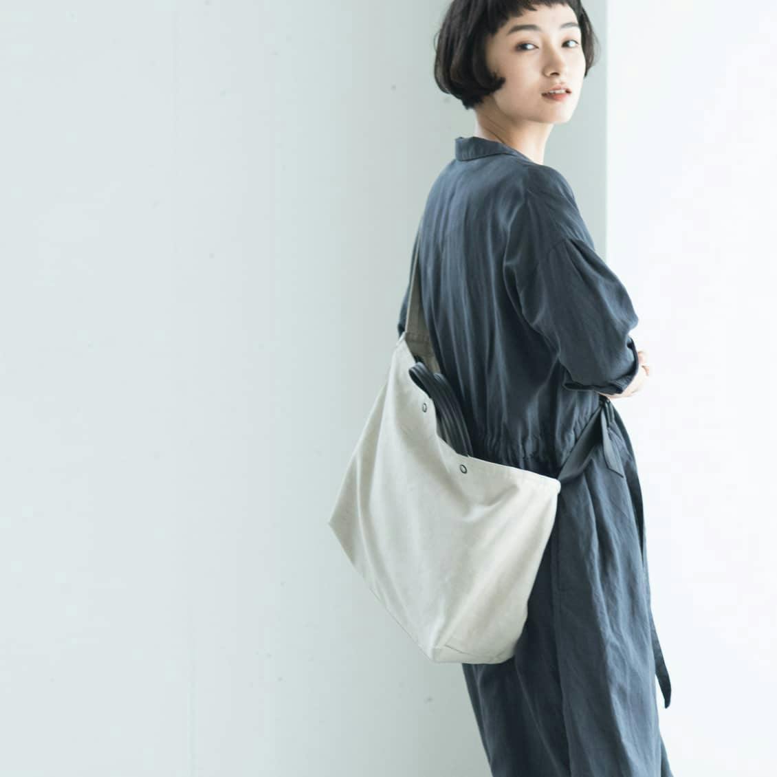 Y's ワイズ ショルダーバッグ リネン レザー 切替 アイボリー