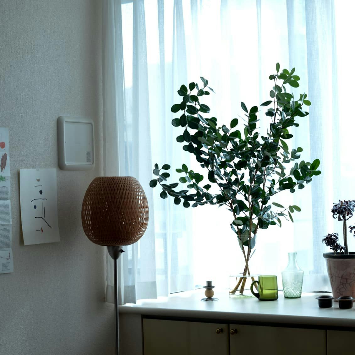 観葉植物より気軽 冬の模様がえは 枝もの からはじめませんか 北欧 暮らしの道具店 観葉植物より気軽 冬の模様がえは 枝もの からはじめませんか 北欧 暮らしの道具店