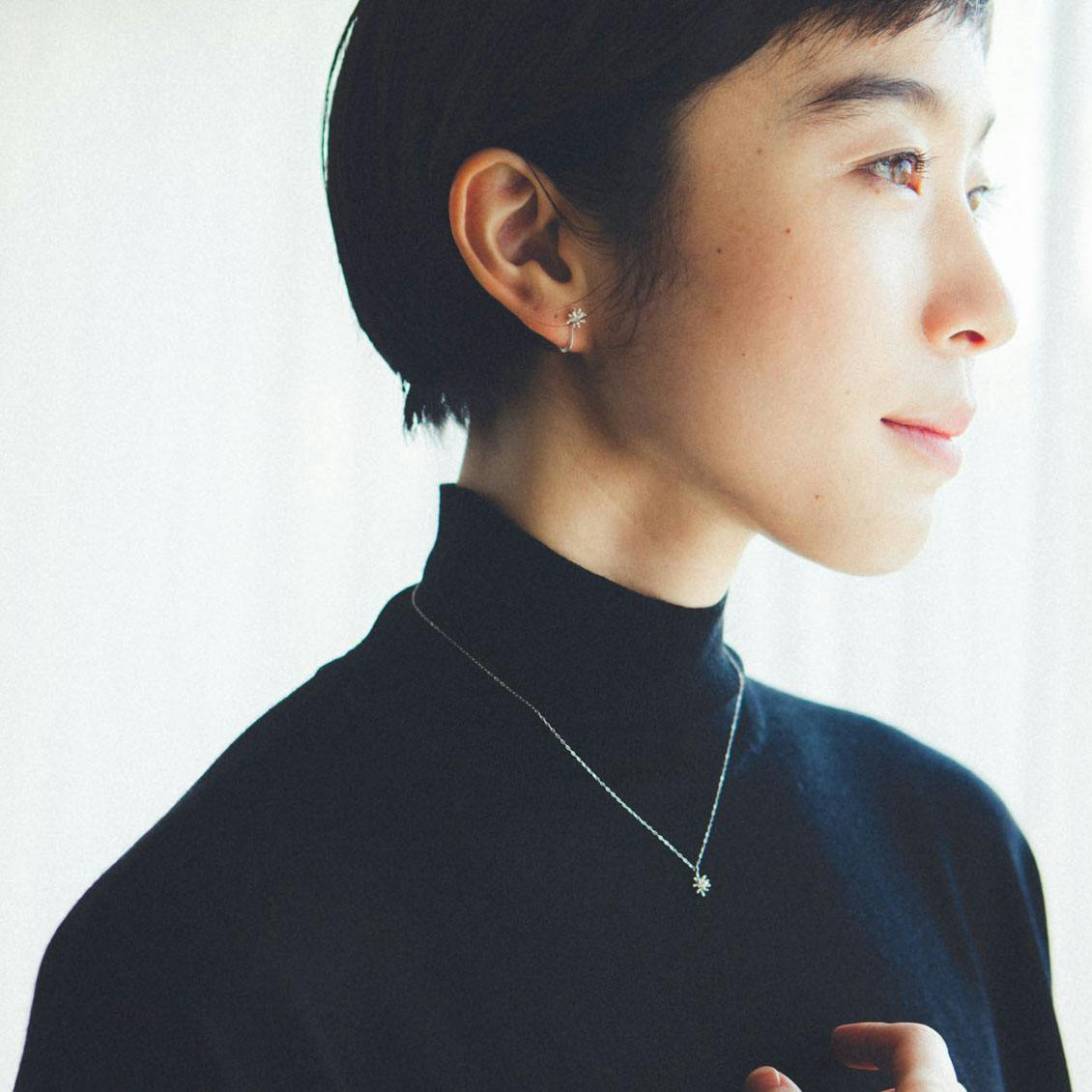 新商品】いつも自分らしくいられる。華奢で女性らしく、まるでお守りの