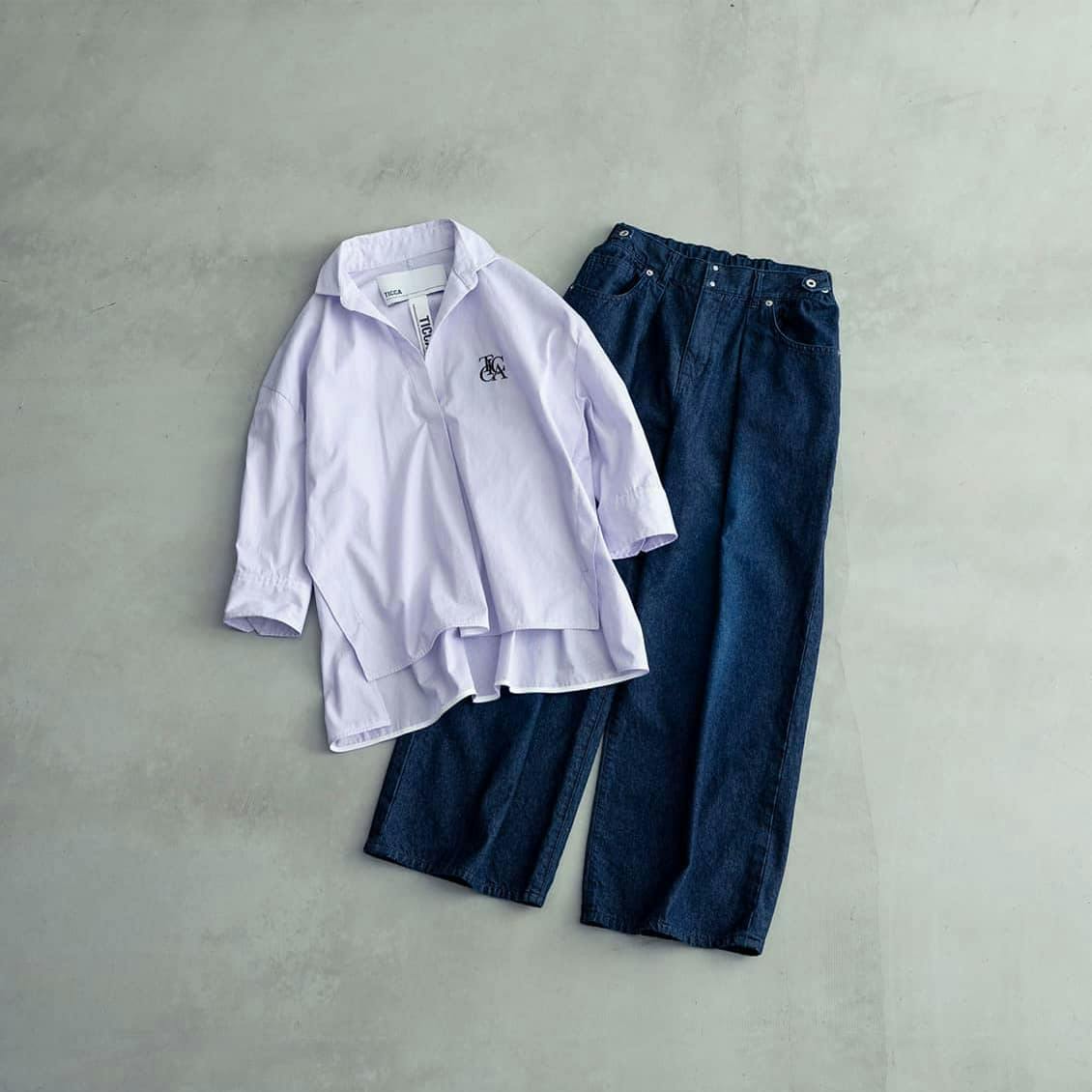 ファションデザイン　女性体系　服装　英語 titivate