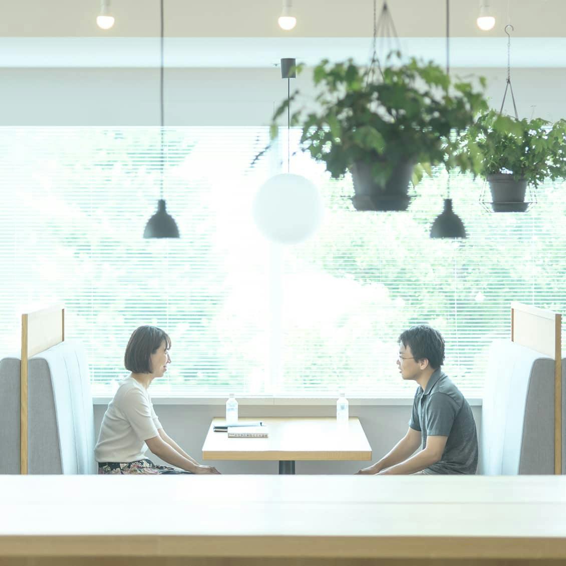 m-7194_SQ.jpg?auto=format,