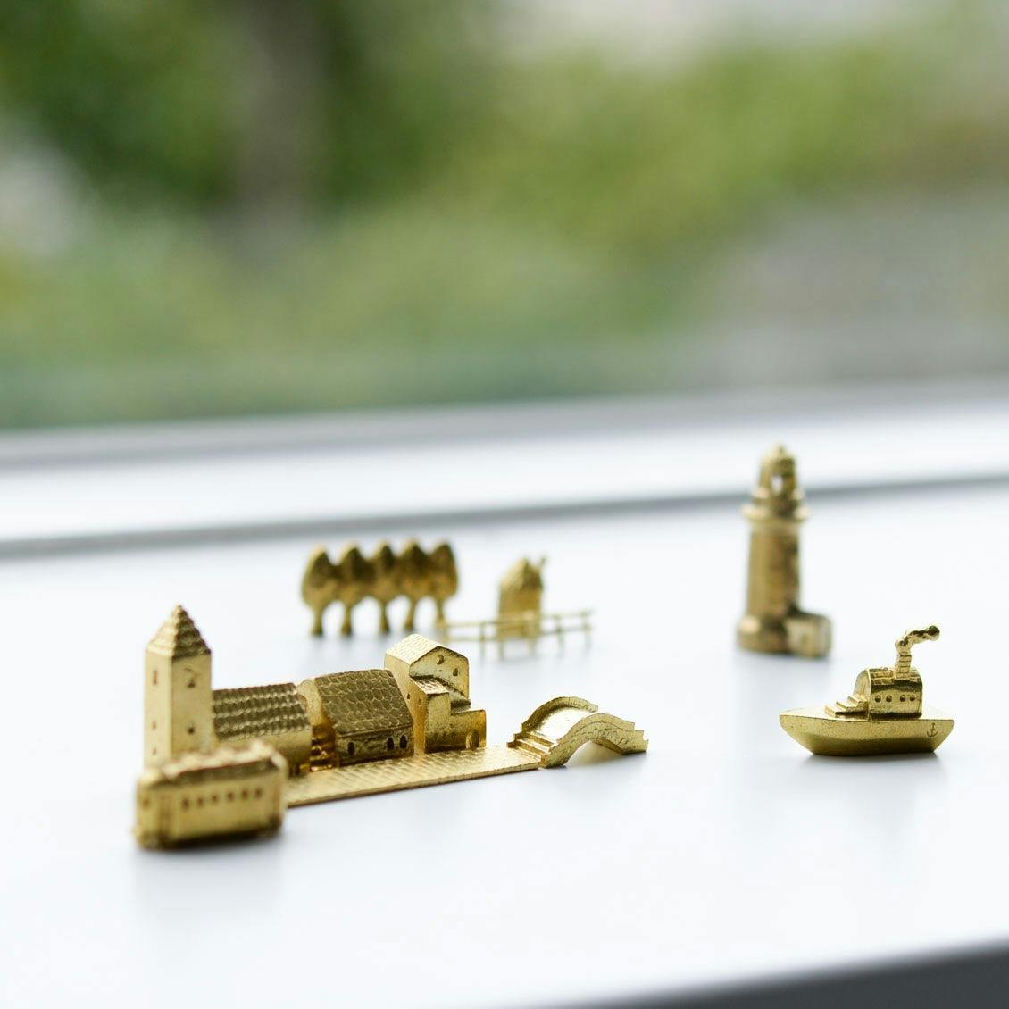 新商品】作家さんが一つひとつ手がける、どこか愛おしさを感じる真鍮