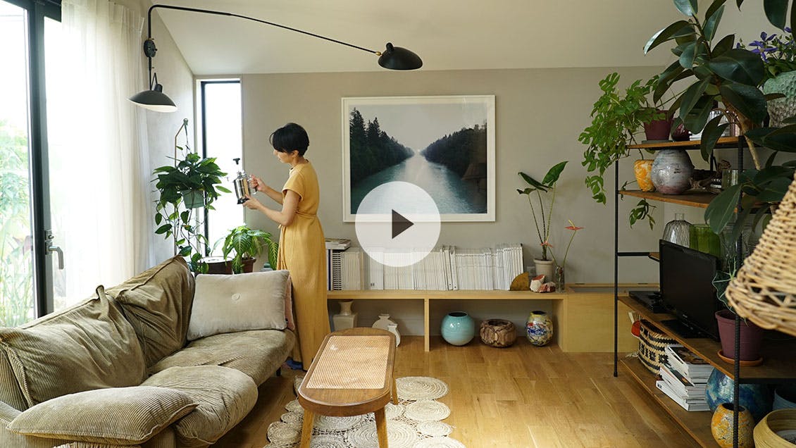 わたしの朝習慣 #20 植物のお手入れと掃除でスイッチオン。朝早い夫との時間差をうまく使った家族で囲む朝食じかん。（渡辺安樹子さん）