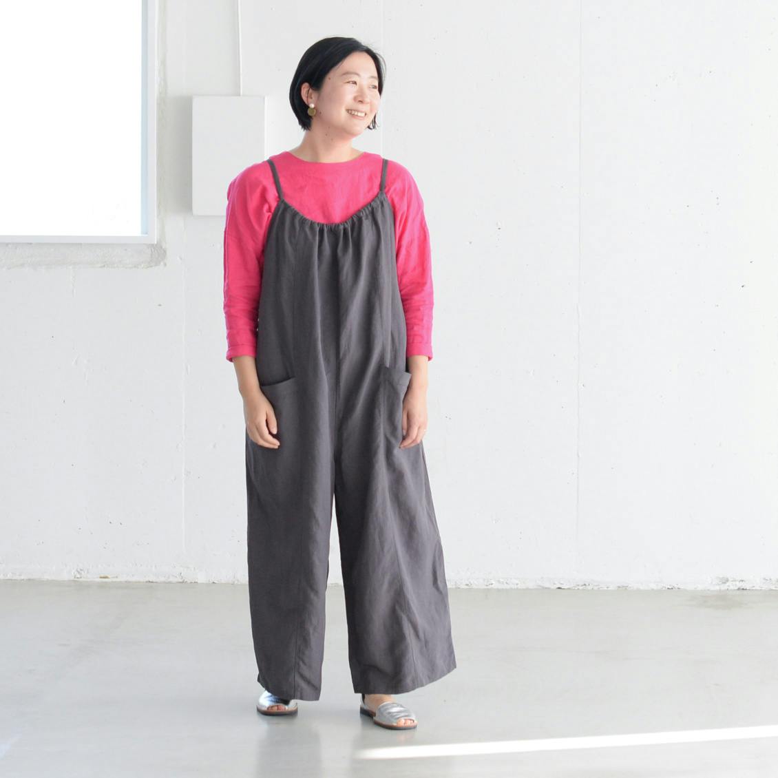 着用レビュー】doux bleuのサロペットを、身長のちがうスタッフ3名が着