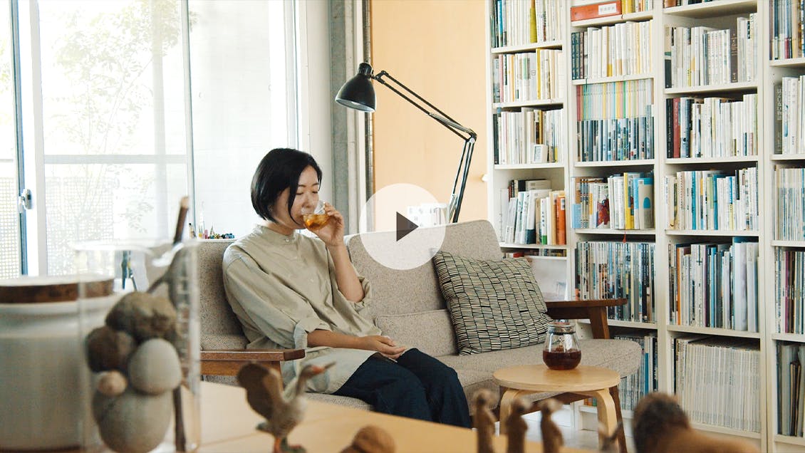 わたしの好きな時間 vol.26｜晴れの日は洗濯に癒されて。ティータイムと本棚整理で清々しい休日
