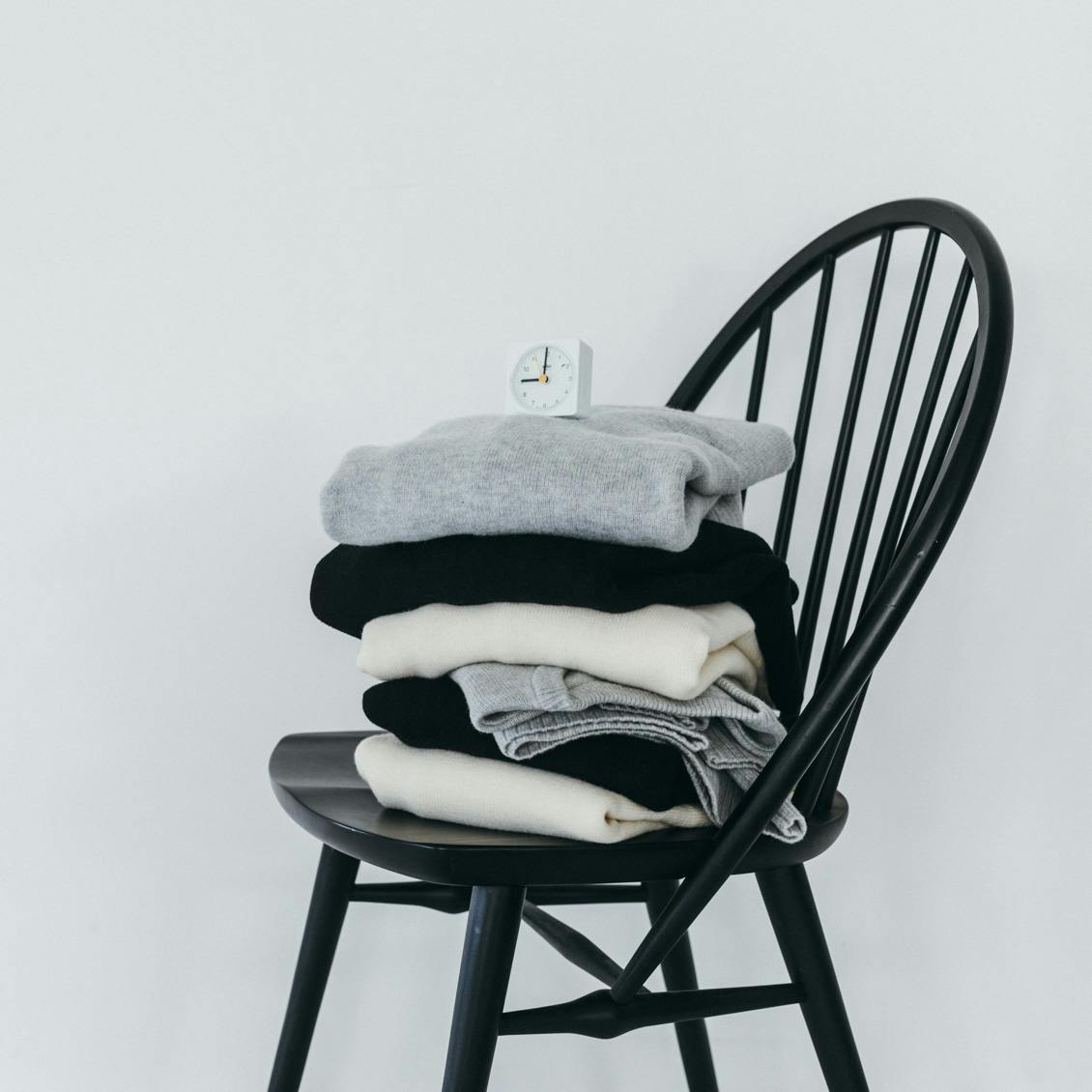 新商品】大人気のベーシックニットに、カシミヤ混の冬ニットが仲間入り