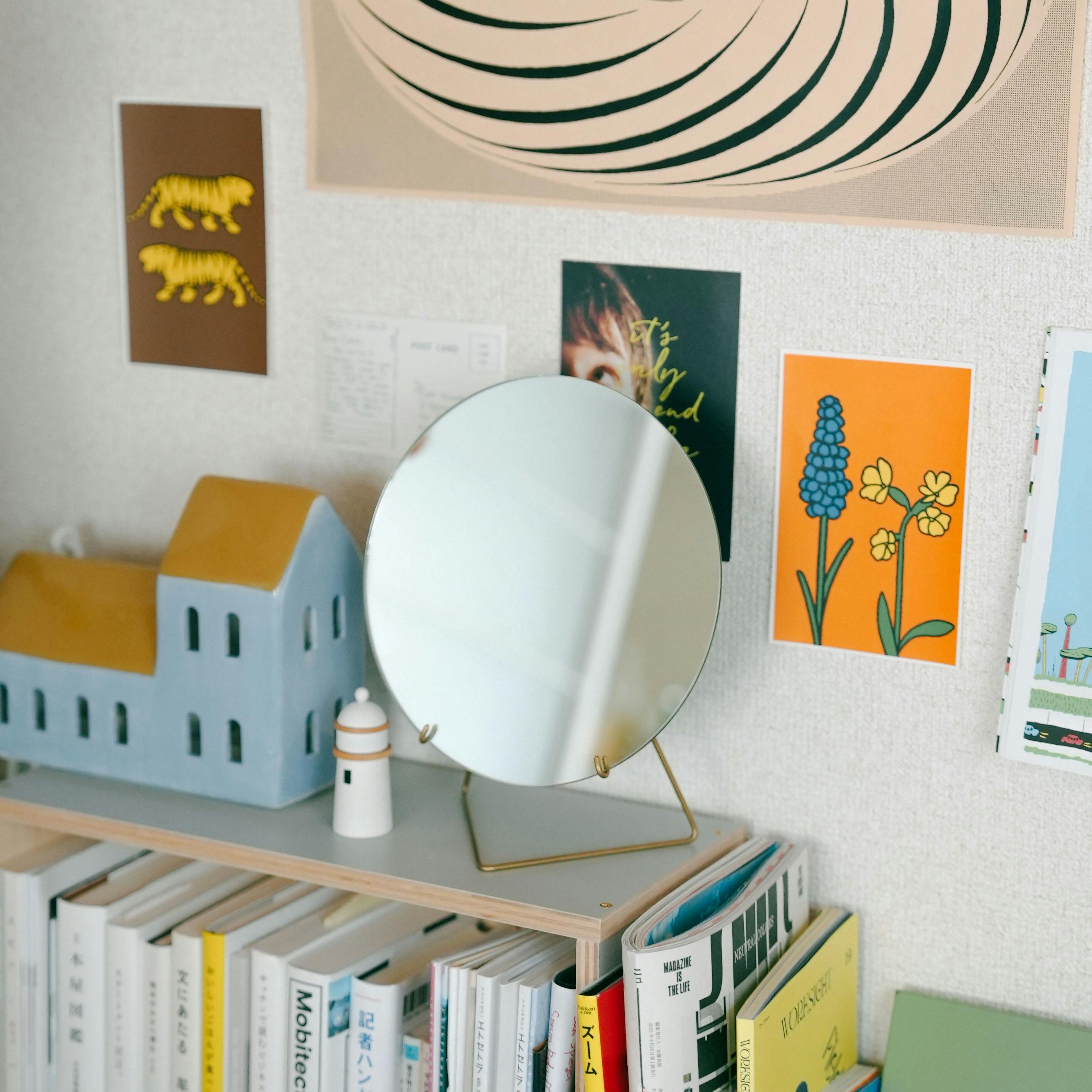 スタッフの愛用品】部屋に丸窓のような景色をつくる、北欧生まれの