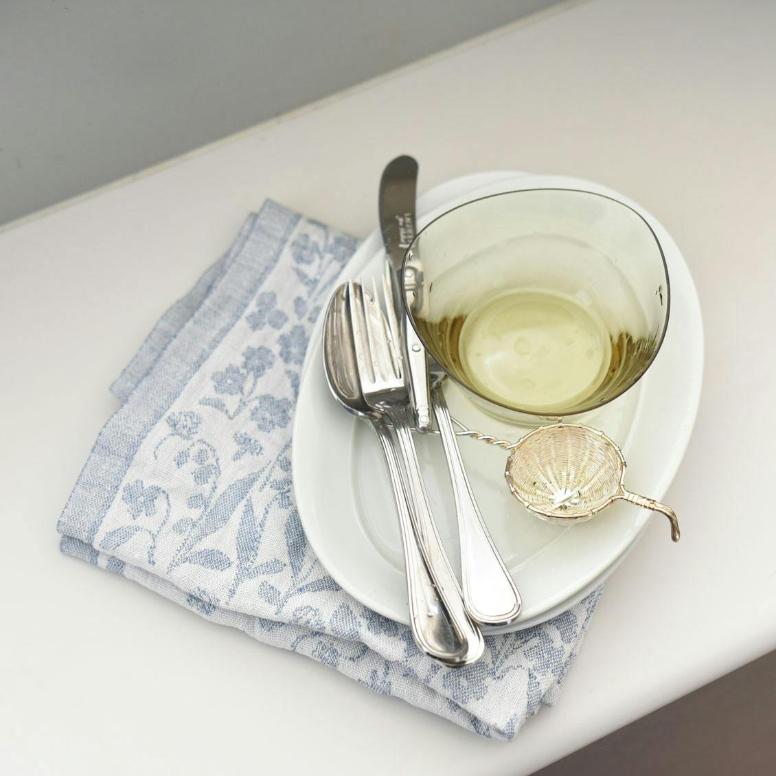 スタッフの愛用品】北欧のリネンクロスで、新しいキッチン習慣を頑張れ