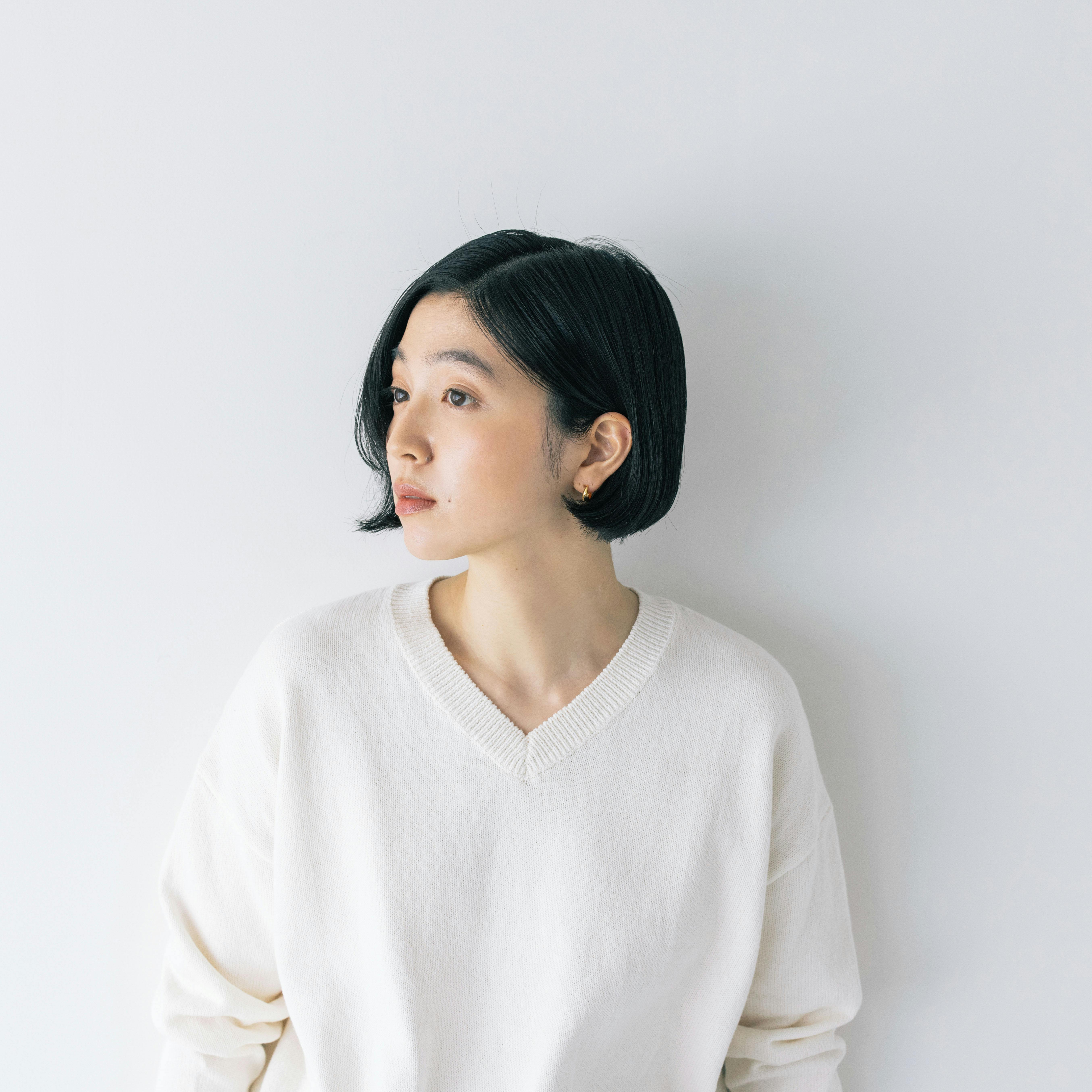 p＊kukka 様 北欧暮らしの道具店 私に似合う絶妙バランスハイネックニット赤 着用レビュー】今年は何色にする？ハイネックニットを3名の