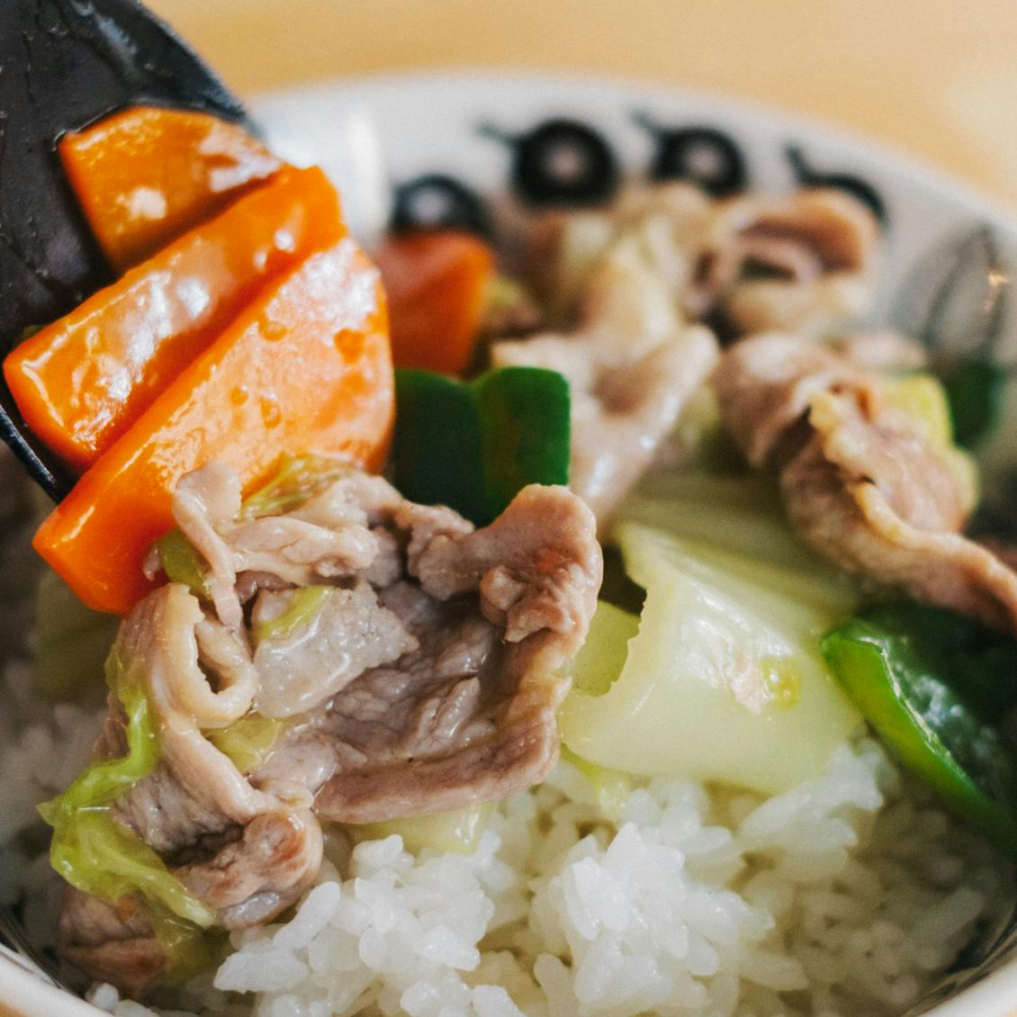 理由のある料理】後編：豚肉のうまみが野菜にじゅわり。手軽な「中華丼