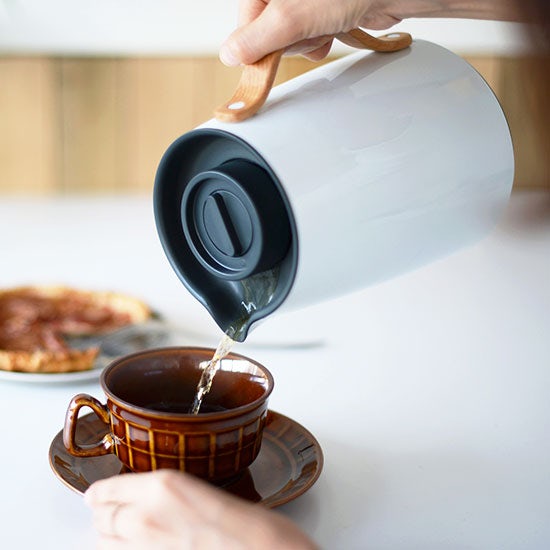 stelton_emma_jug_tea_main1_1