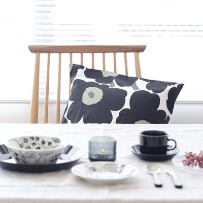 【特集｜色あつめ、やってみました！】第2話：ブラウン派？それともブラック派？ 北欧、暮らしの道具店