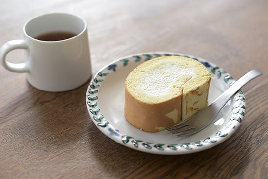 再入荷】九谷焼・色絵葉つなぎ5寸、楕円深鉢が再入荷しました！ - 北欧