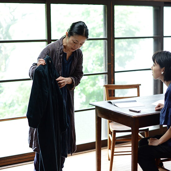 特集 Flwデザイナー 大橋利枝子さん 着るその人に 想いを馳せる服づくり 北欧 暮らしの道具店 特集 Flwデザイナー 大橋利枝子さん 着るその人に 想いを馳せる服づくり 北欧 暮らしの道具店