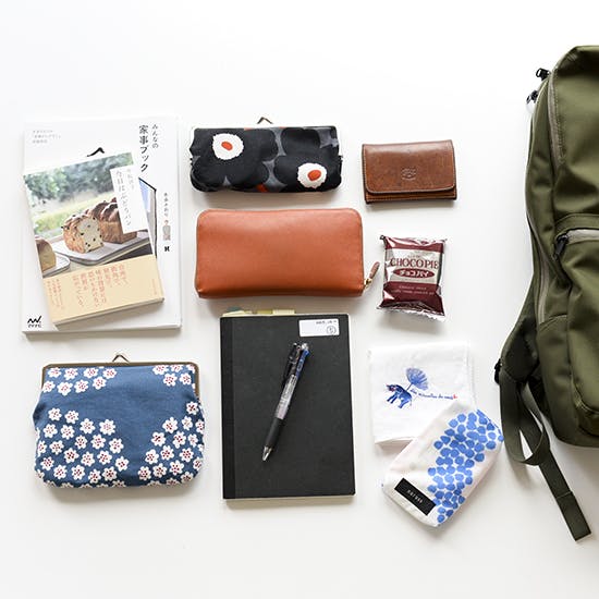 クラシコムで働くスタッフのかばんの中身 北欧 暮らしの道具店