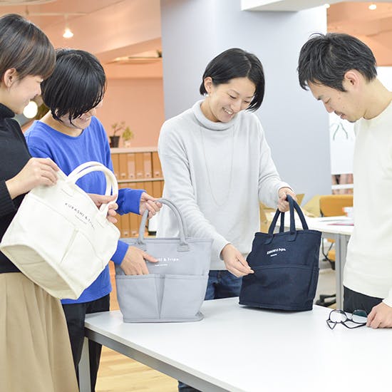 新商品】小ぶりだけど容量はたっぷり。人気のコラボトートに待望のミニ