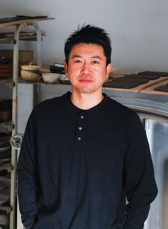 陶芸家の道へ転職した飯高幸作さんの転機 北欧 暮らしの道具店