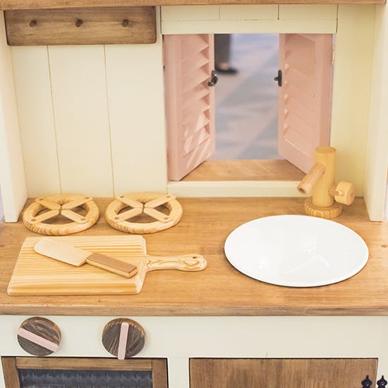 minne 】小窓でつながる木製おままごとキッチン &お店屋さん