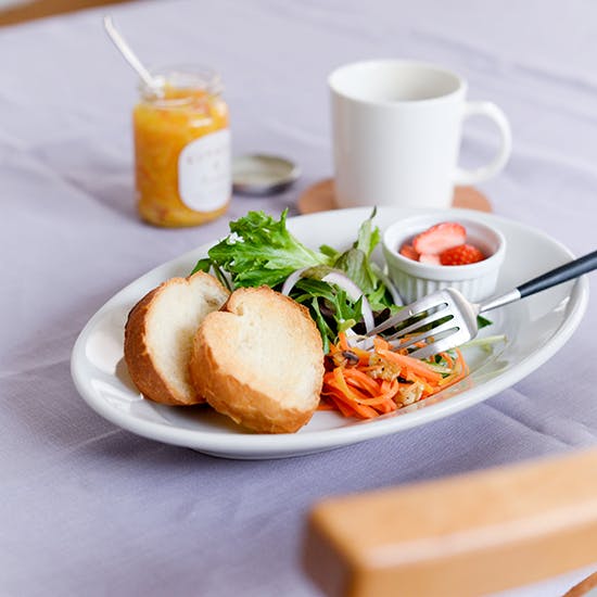 新商品】食器棚に揃えたい、真っ白なオーバル皿の魅力。 - 北欧