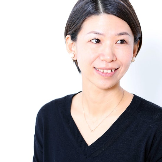 ピアスとネックレスのコーディネートや アクセサリーの素材別 服とのバランス講座 北欧 暮らしの道具店 ピアスとネックレスのコーディネートや アクセサリーの素材別 服とのバランス講座 北欧 暮らしの道具店