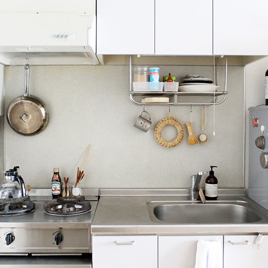 一人暮らしの狭いキッチンでの水切りかごとまな板の選び方 北欧 暮らしの道具店