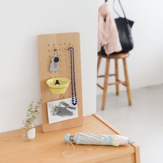 新商品】小さめサイズが仲間入り♪ 取り付け簡単な有孔ボード。 - 北欧