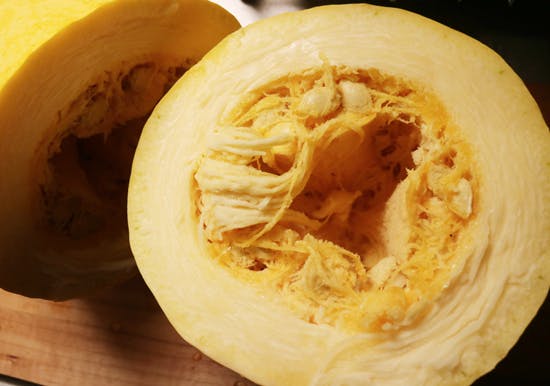 クラシコムの社員食堂 不思議な野菜 そうめんかぼちゃ を調理しました 北欧 暮らしの道具店