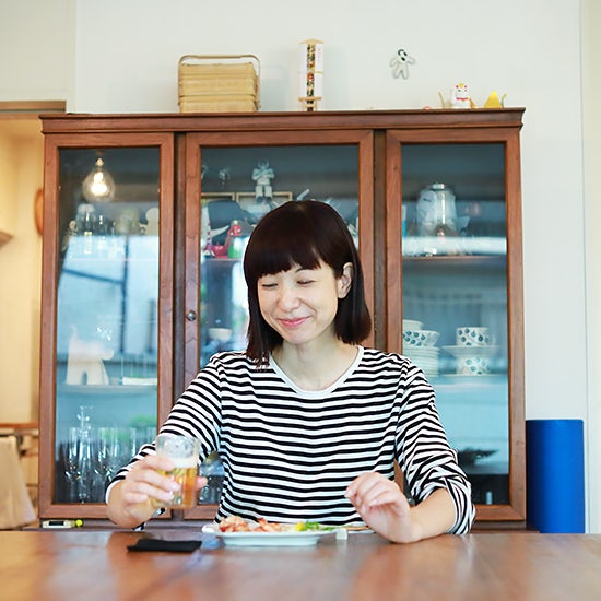 オンオフの切り替えに家飲み 香菜子さんの好きなおつまみレシピ 北欧 暮らしの道具店 オンオフの切り替えに家飲み 香菜子さんの好きなおつまみレシピ 北欧 暮らしの道具店