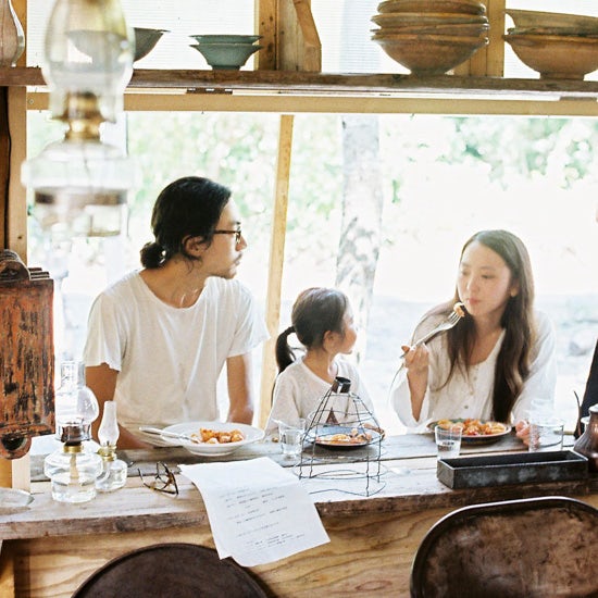 あのひとの子育て 家族と一年誌 家族 中村暁野さん 前編 家族も 子育ても 素敵なこと ばかりじゃない 北欧 暮らしの道具店