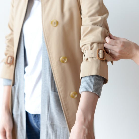 秋冬服の 気になること 第2話 ロングカーディガンの重ね着コーデは 意外なアイテムが活躍する 北欧 暮らしの道具店