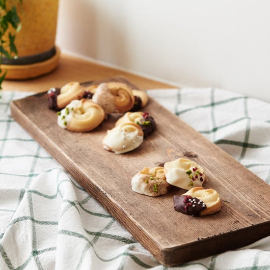 今年は手作りバレンタイン 家族や友人に渡したいチョコサブレの作り方 北欧 暮らしの道具店