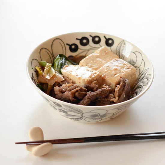 料理家さんの定番レシピ たった10分で 味しみもしっかり かんたん肉豆腐レシピ 北欧 暮らしの道具店 料理家さんの定番レシピ たった10分で 味しみもしっかり かんたん肉豆腐レシピ 北欧 暮らしの道具店