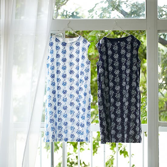 花刺繍の膝丈ワンピースの着心地レポート - 北欧、暮らしの道具店