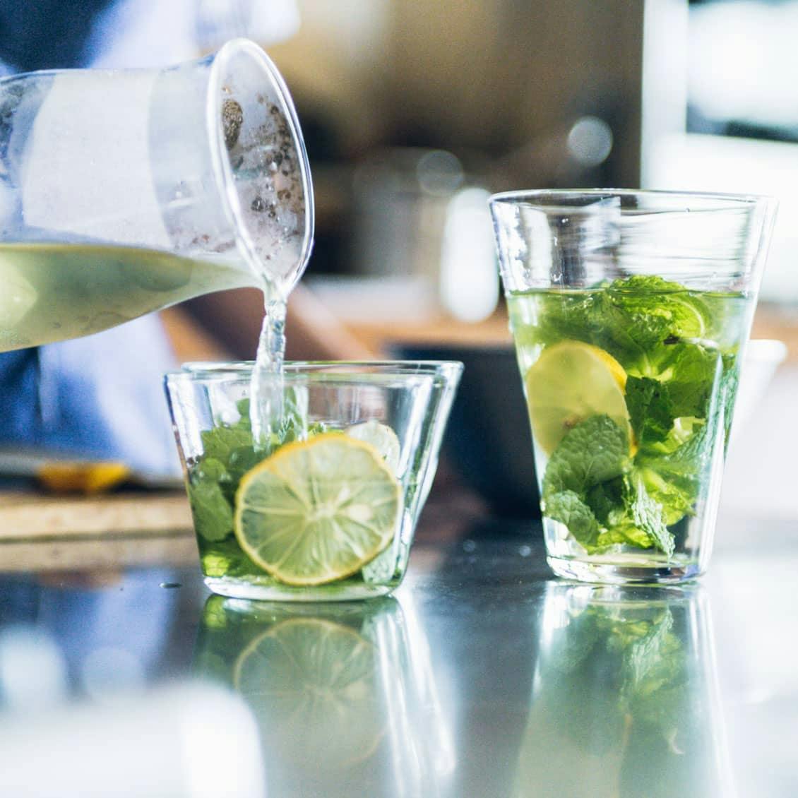 冷水希三子さんに教わる夏のミント活用術とハーブドリンクレシピ 北欧 暮らしの道具店