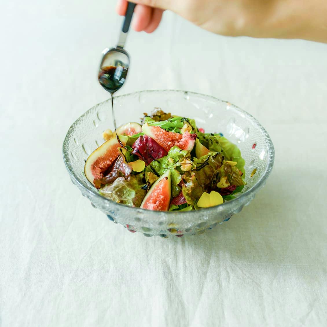 おもてなしやパーティーでも使えるおすすめのサラダの盛り付け 北欧 暮らしの道具店