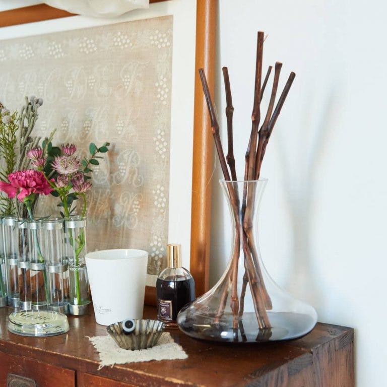 玄関のおしゃれなインテリアをつくる、シューズやスリッパの収納術 北欧、暮らしの道具店