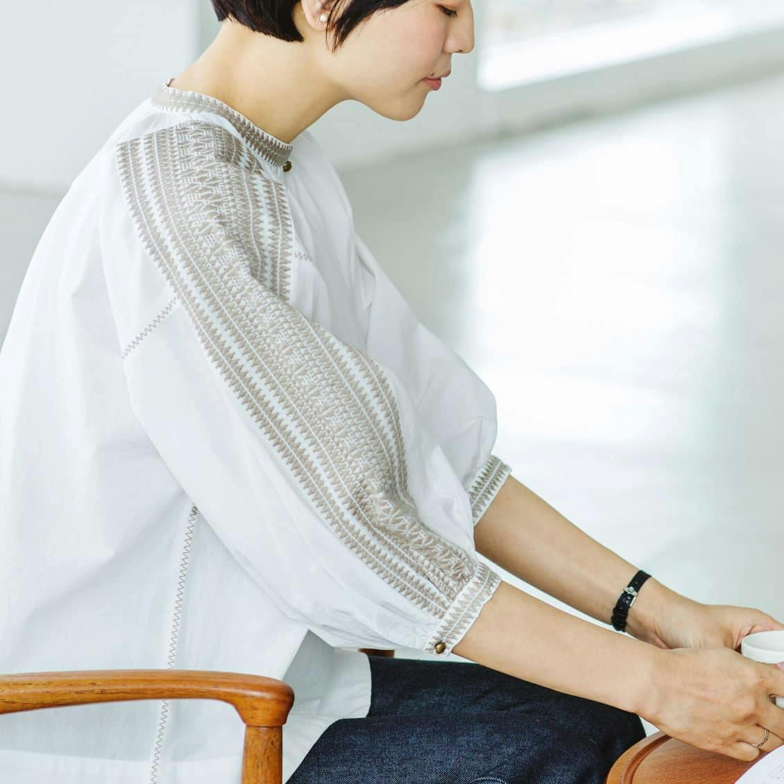 北欧好きさんのための お洒落な総刺繍ブラウス éternité de Soi-e 数量限定】今から初夏まで着こなせる♪ヴィンテージのような