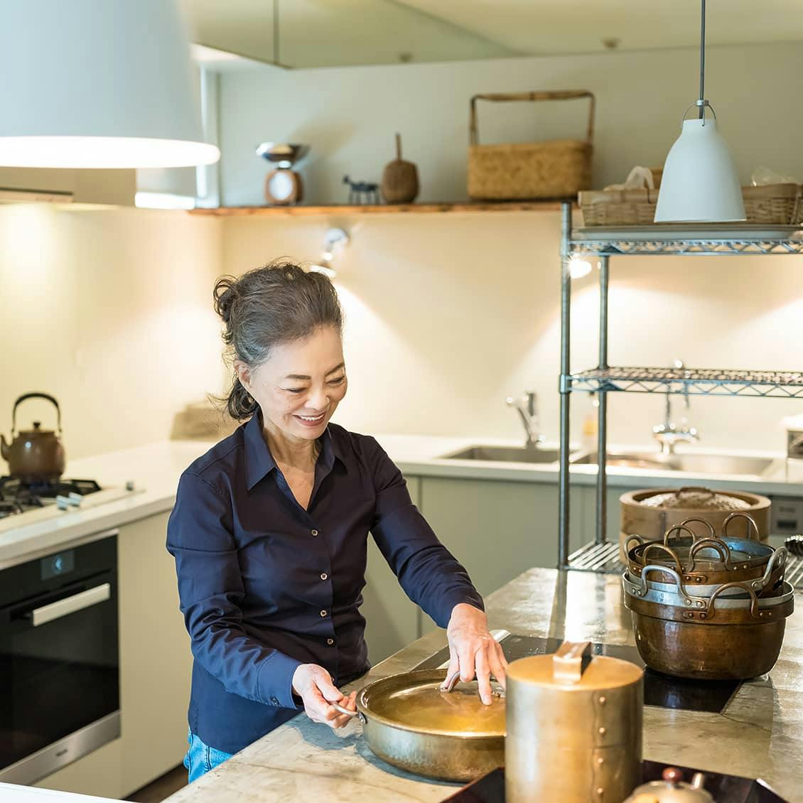 習慣を作らないことで健やかを保つ、料理家有元葉子さんの元気の秘訣。 - 北欧、暮らしの道具店