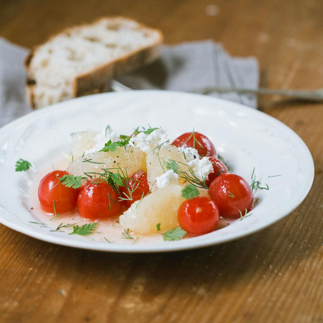 フルーツサラダのお手軽レシピ 果汁がおいしいドレッシングに 北欧 暮らしの道具店