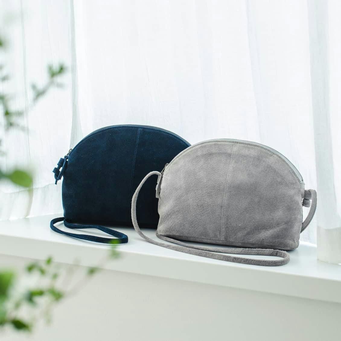 新商品】夏旅のお供に♪ 雨の日も使える、当店オリジナルのレザー