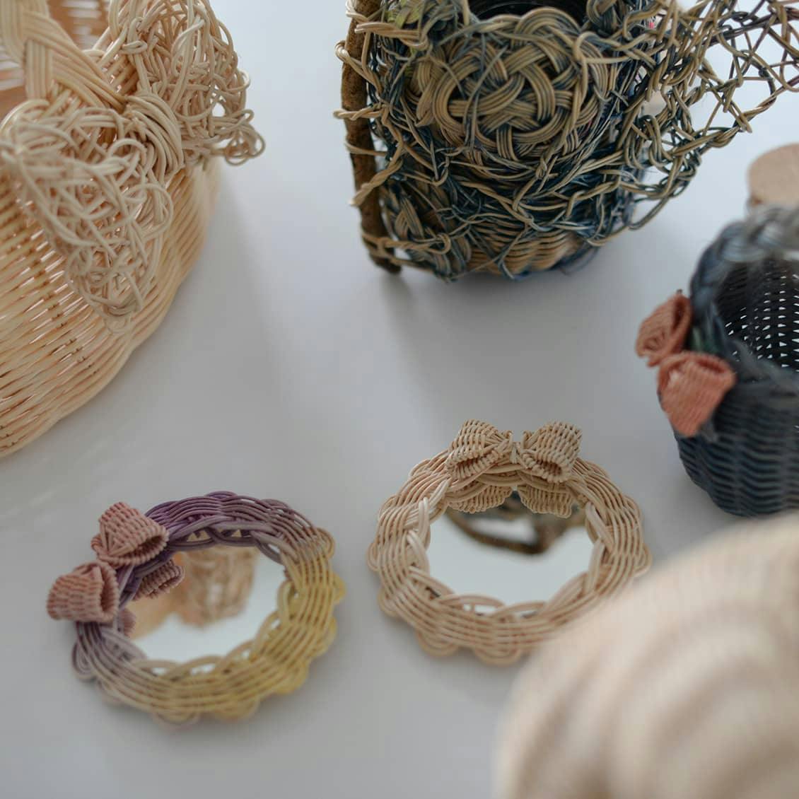 新商品】作家さんが編むカゴのフラワーベース。花がなくてもオブジェに