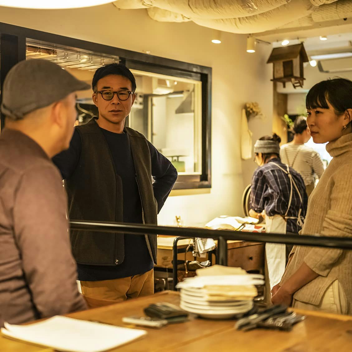 ミーティングはしない 人気レストランのチーム作りの秘訣 北欧 暮らしの道具店 ミーティングはしない 人気レストランのチーム作りの秘訣 北欧 暮らしの道具店