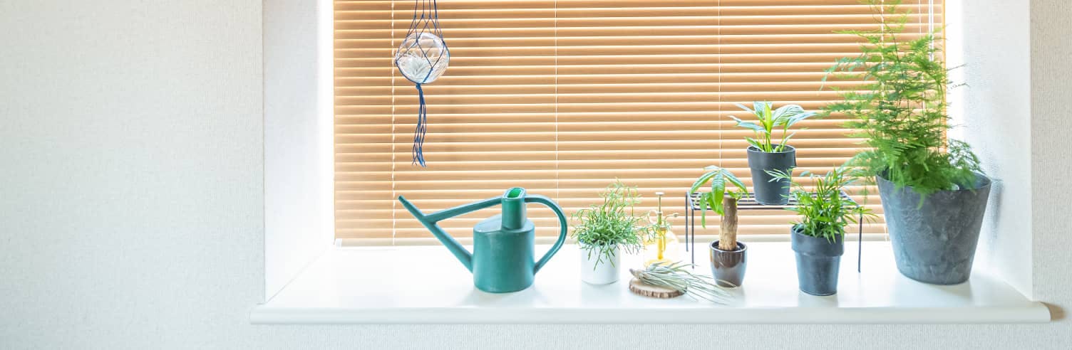 出窓のインテリア 北欧、暮らしの道具店