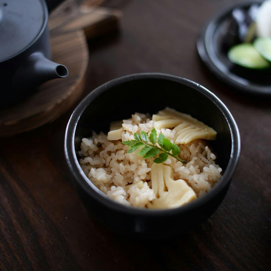 レンジもOK！ご飯を美味しく保つ陶器の一膳おひつって？ - 北欧、暮らしの道具店