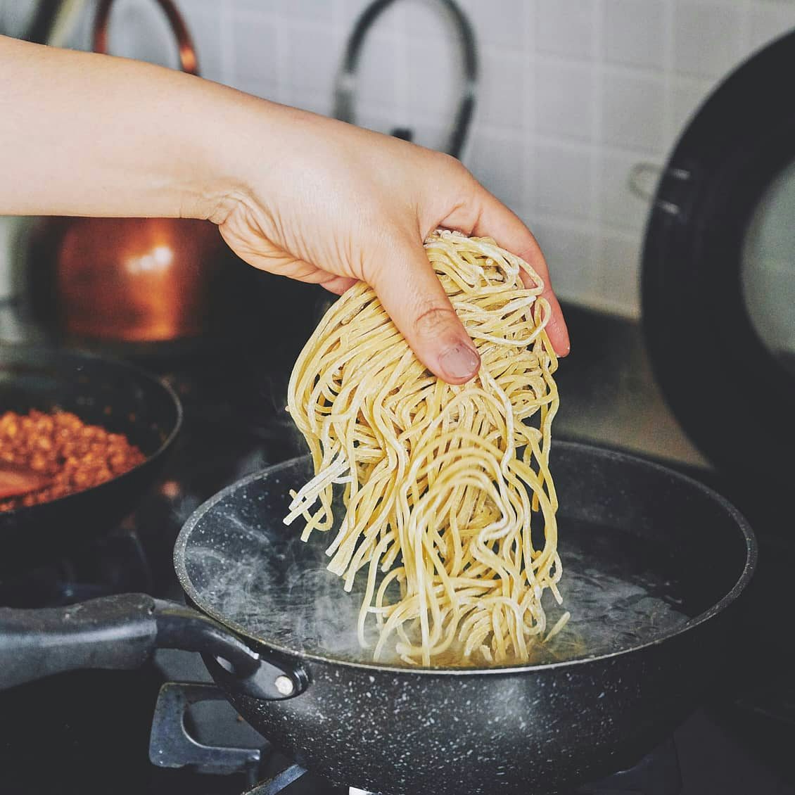 肉味噌の美味しい作り方と瓶詰めアレンジあえ麺レシピって 北欧 暮らしの道具店 肉味噌の美味しい作り方と瓶詰めアレンジあえ麺レシピって 北欧 暮らしの道具店