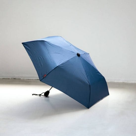 人気商品！】雨の日に楽しくおしゃれに！逆さ傘 約120cm約120cm直径 - 傘