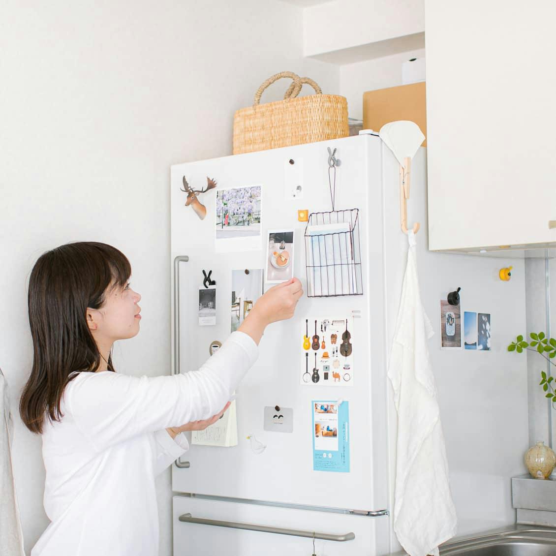 冷蔵庫からベッドルームまで Selphyでたのしむ壁のインテリア 北欧 暮らしの道具店