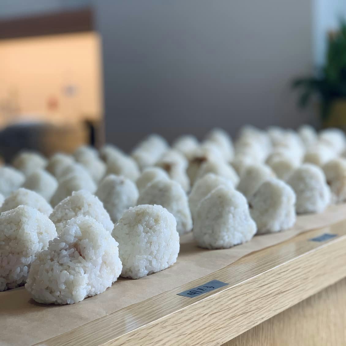 クラシコムの社員食堂 秋の特別なごちそう 新米おにぎりでお昼ごはん 北欧 暮らしの道具店 クラシコムの社員食堂 秋の特別なごちそう 新米おにぎりでお昼ごはん 北欧 暮らしの道具店